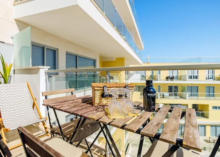 Sunshine Cliffs 公寓