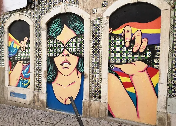 Sunshine Cliffs 公寓 *